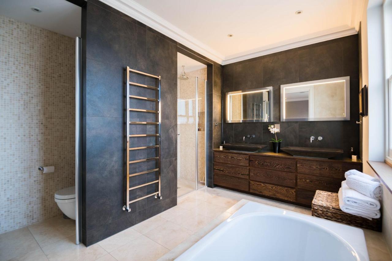 Breathtaking Putney Home With Gorgeous Garden ريتشموند المظهر الخارجي الصورة