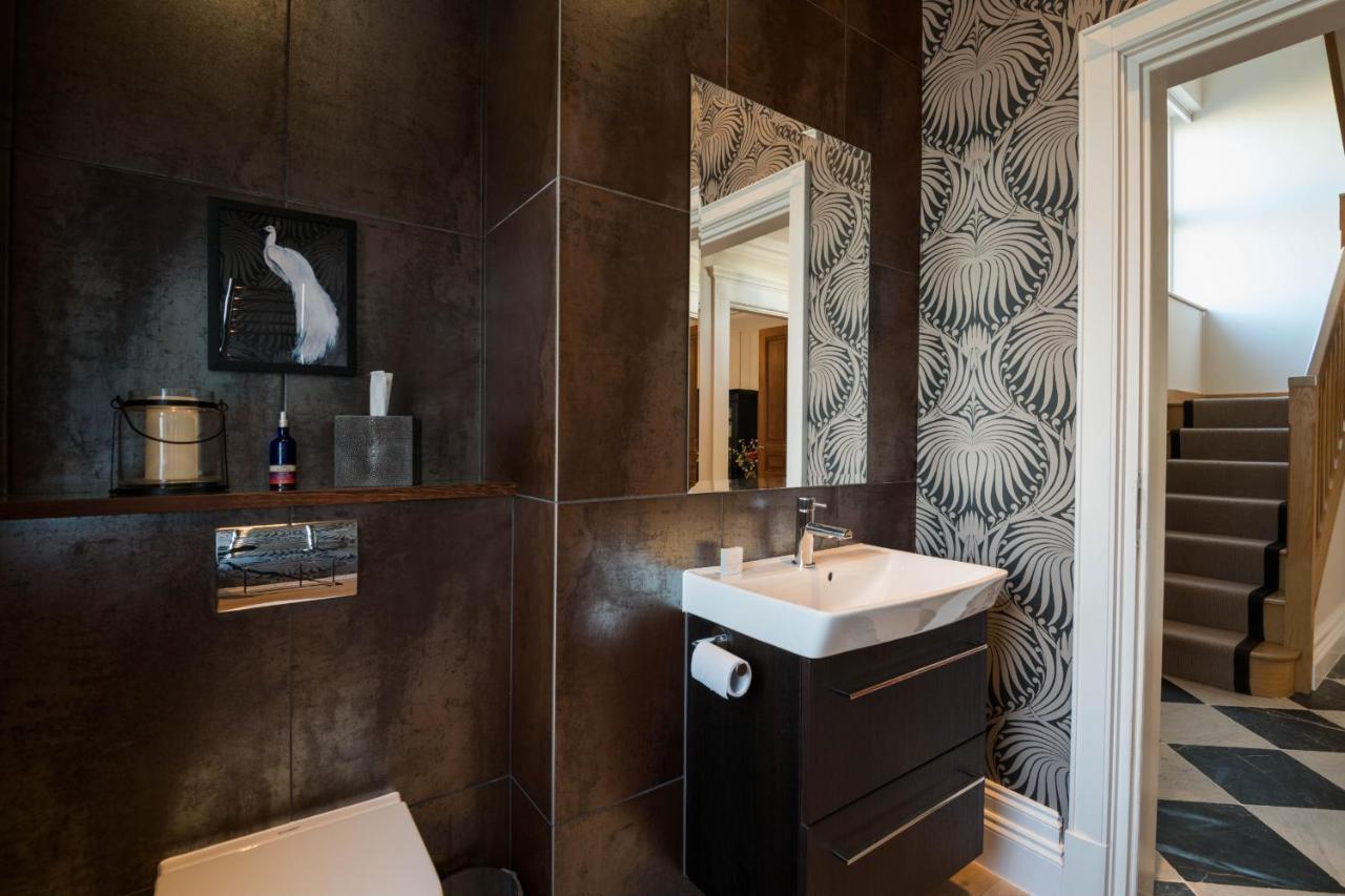 Breathtaking Putney Home With Gorgeous Garden ريتشموند المظهر الخارجي الصورة